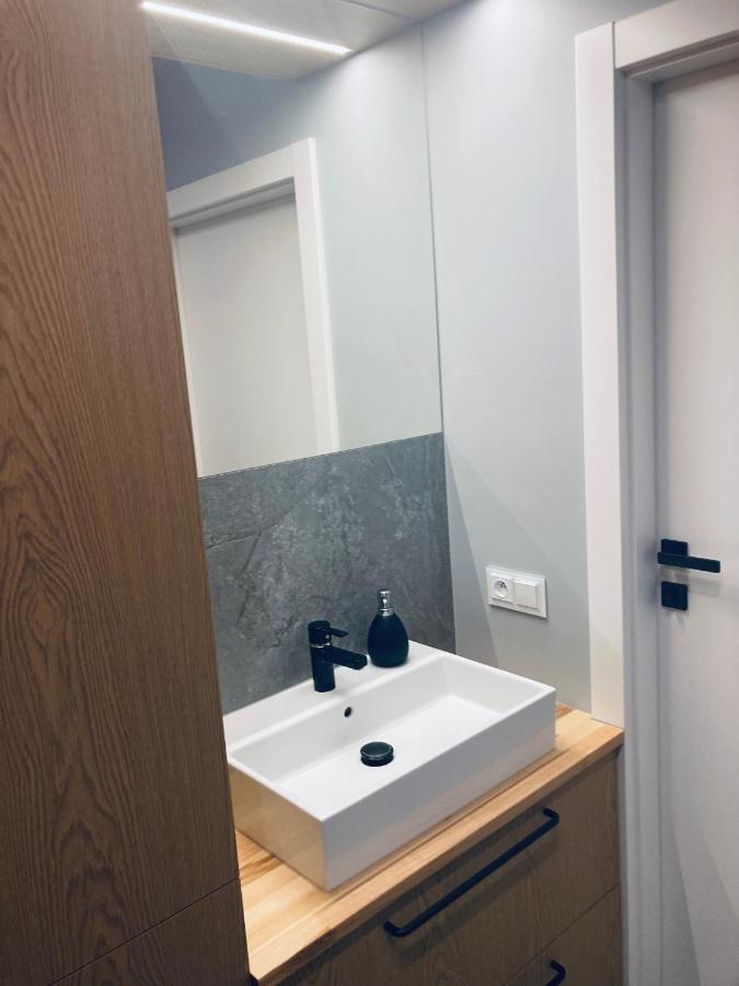 Garden Apartment Free Parking Place กดัญสก์ ภายนอก รูปภาพ